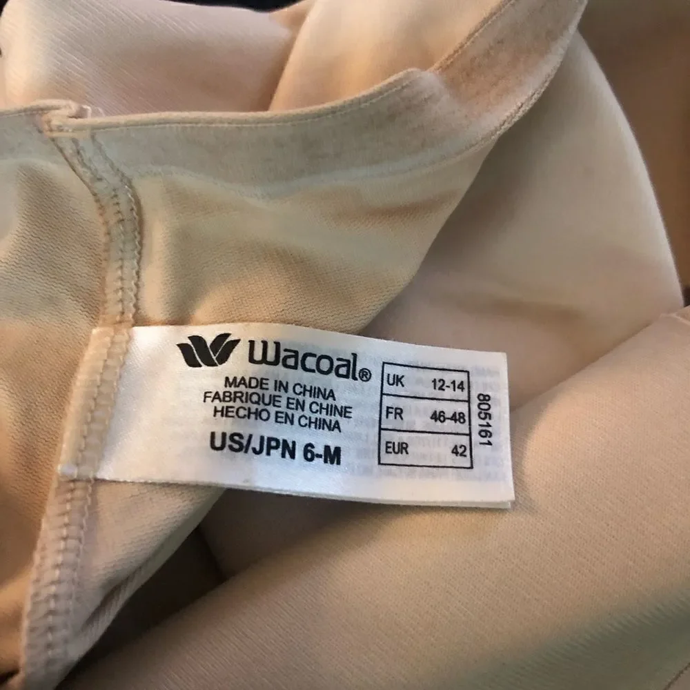 WaCoal spanks briefs control tummy and butt Feels like silk. Holds it up and in!
